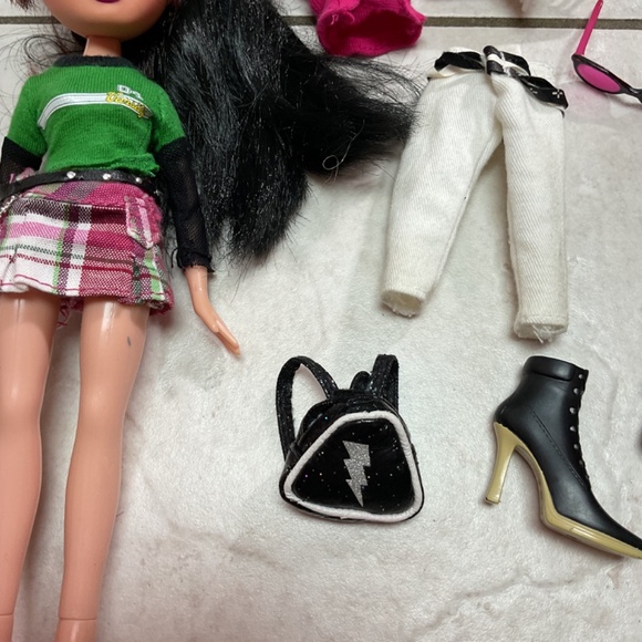 Bratz Funk Out Jade - Picture 6 of 8